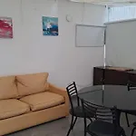 Terraza, quincho y jacuzzi