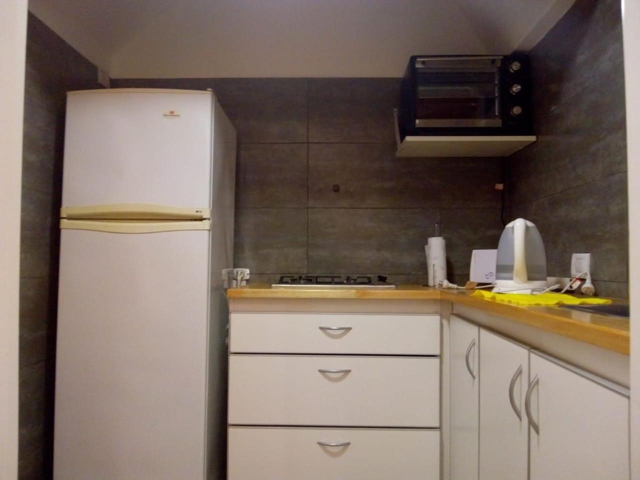 Terraza, Quincho Y Jacuzzi Apartamento *